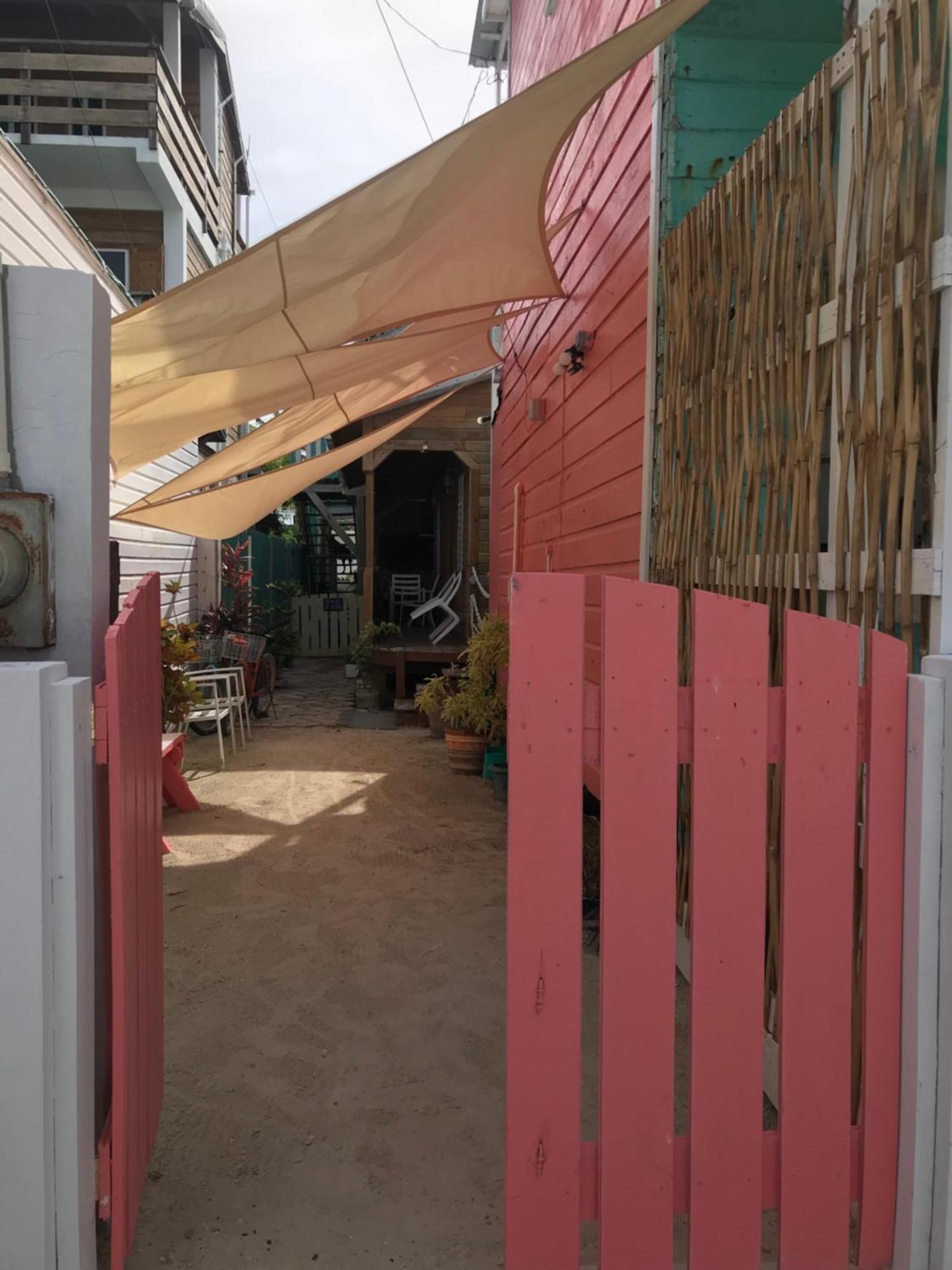 Chila'S Accommodations Caye Caulker Luaran gambar